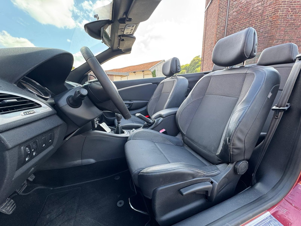 RENAULT Megane Cab 1.5 dci 110 Dynamique