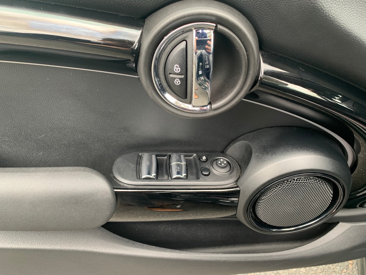 Mini Cooper JCW 231 CHEVAUX