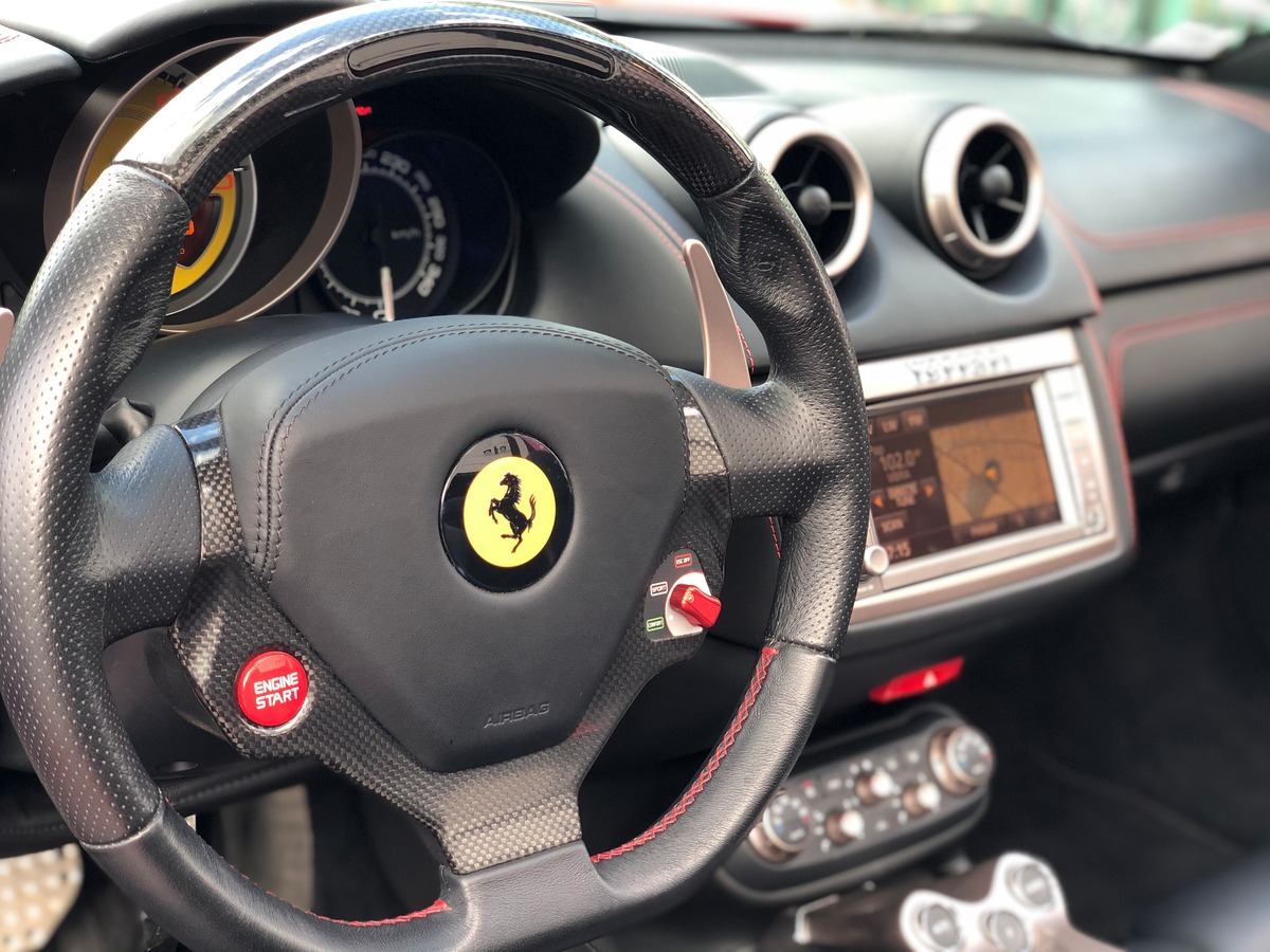 Ferrari California 4.3 V8 490 FRANCAISE POZZI PM