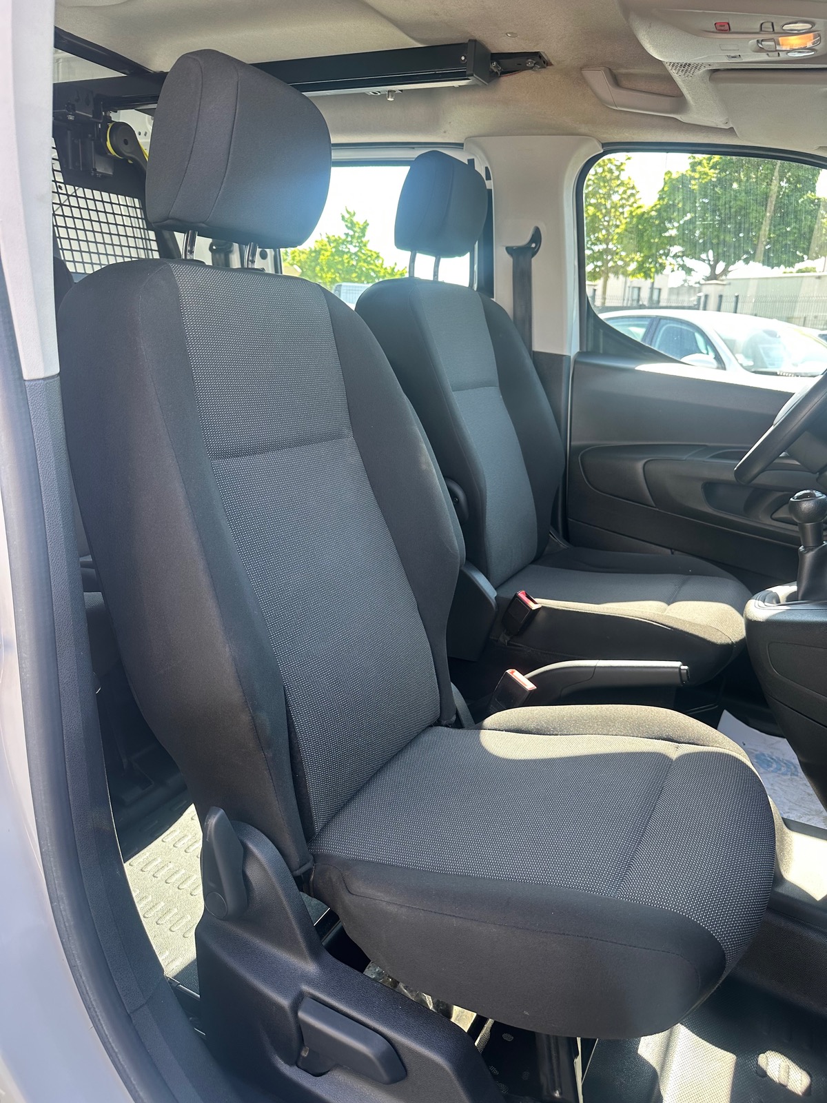 Citroën Berlingo 1.5 BHDI 100CH CABINE AMOVIBLE / PRIX HORS TAXE