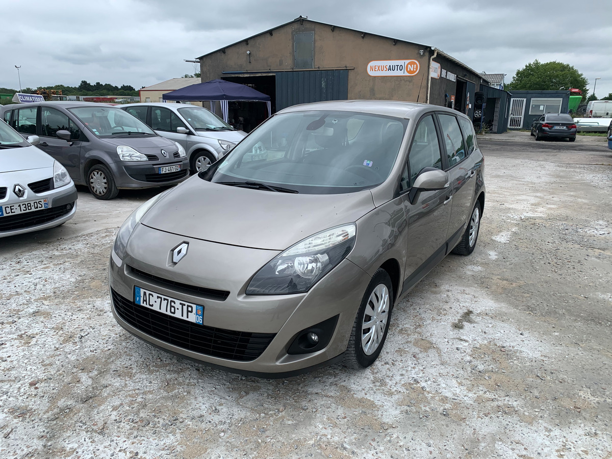 RENAULT Grand Scenic 1.5 dci - 105ch 1451415km 7pl