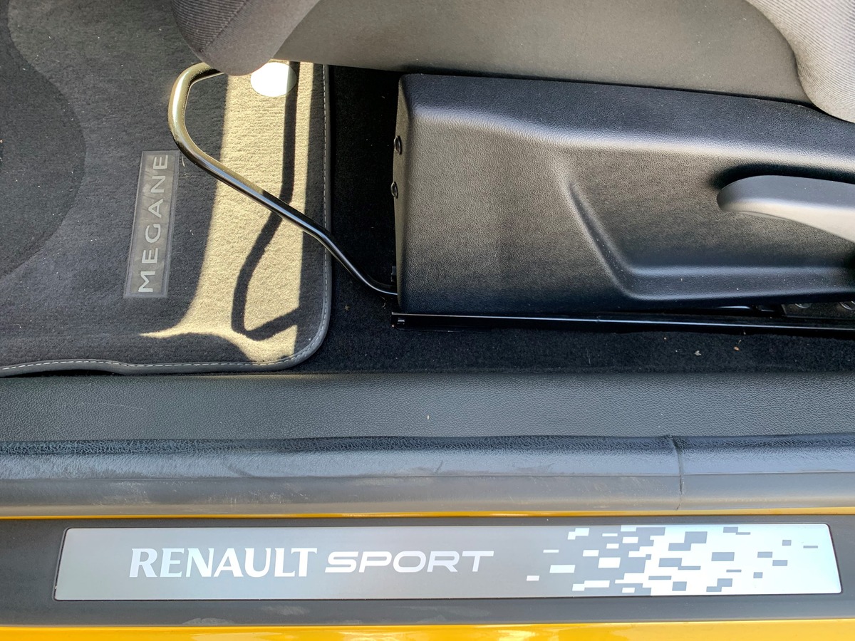 RENAULT Megane RS TROPHY