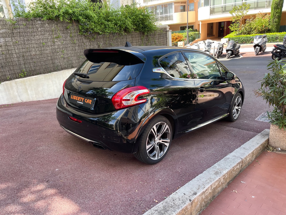 Peugeot 208 1.6 GTI 200 CV BVM6