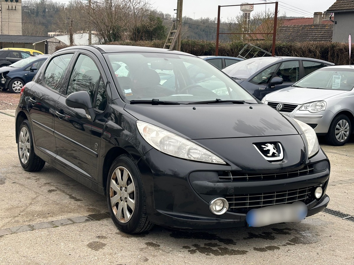 Peugeot 207 SERIE 64 1.6 HDI 90 CH BLUE LION