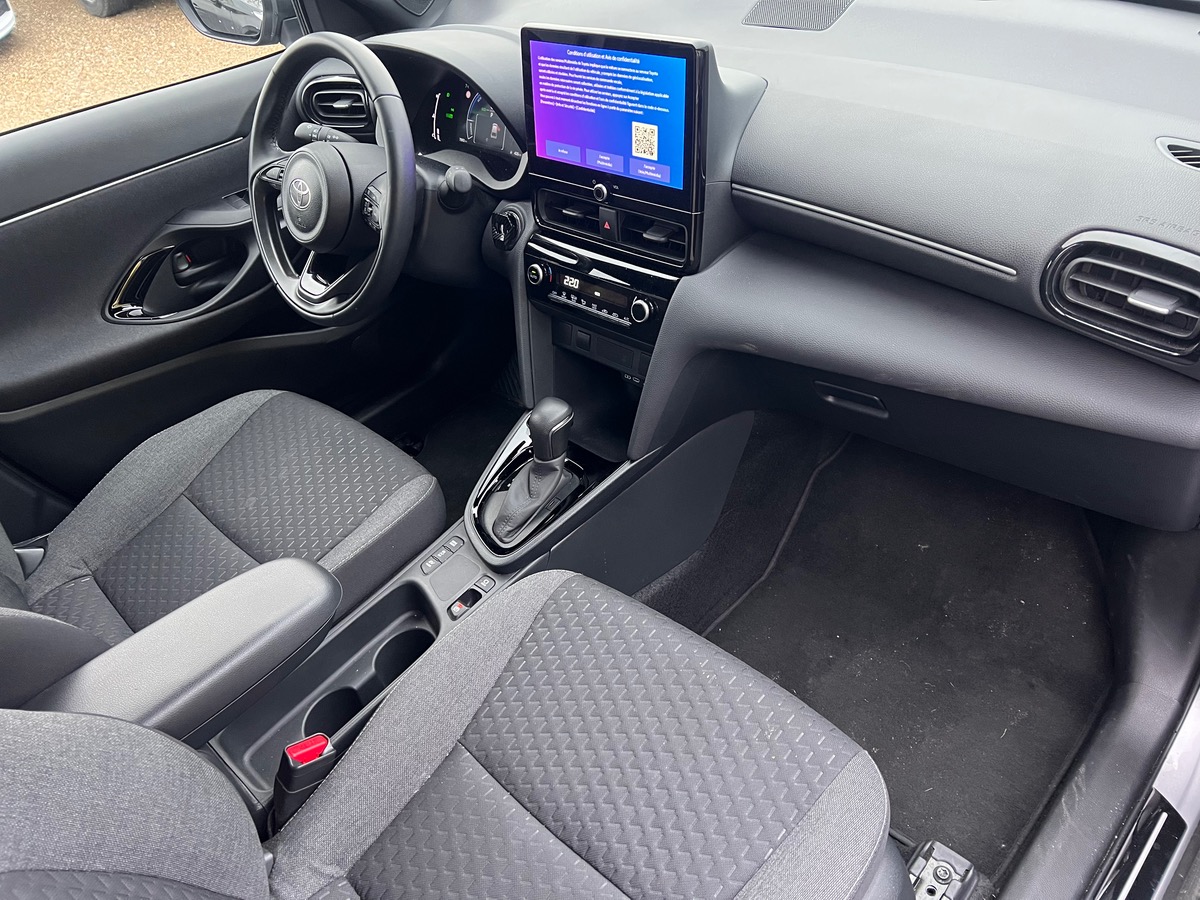 Toyota Yaris Cross 116 cv 1.5 116 Hybrid Boîte auto - VIRTUAL COCKPIT - GRAND ECRAN - CARPLAY