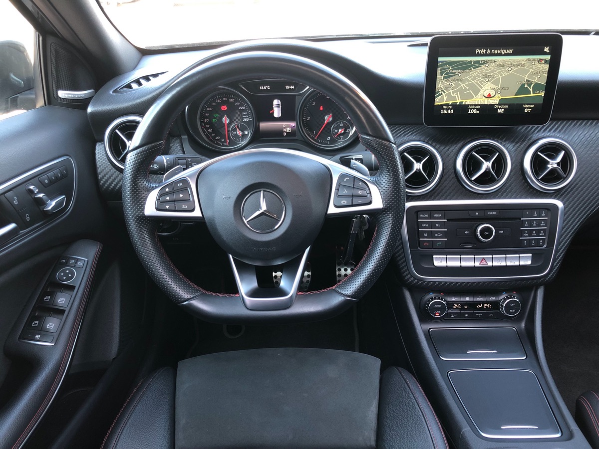 Mercedes-Benz Classe A A220 fascination AMG toit pano b