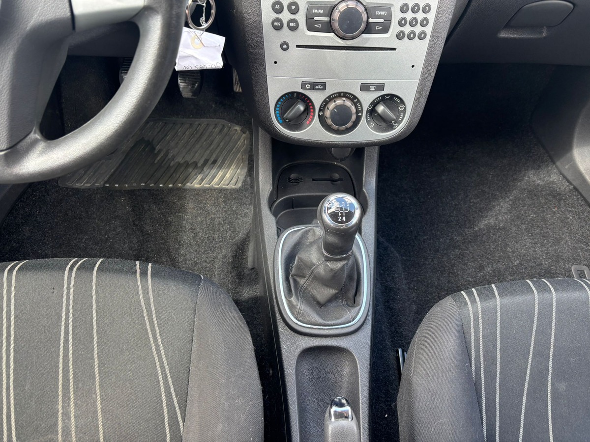 Opel Corsa 1.2 80 TWINPORT - 5 PORTES - Révisée - Garantie