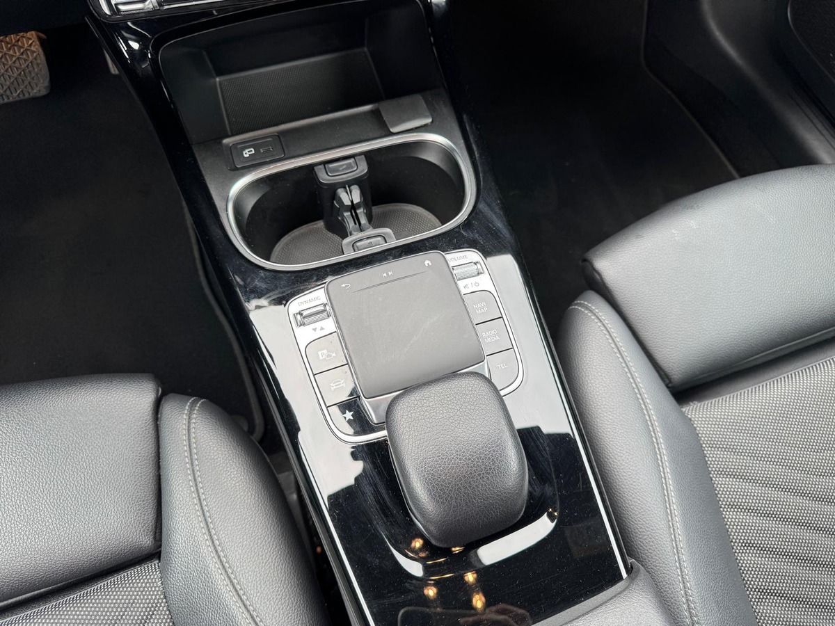 Mercedes-Benz Classe A 200 d 2.0 d 16V 8G-DCT 150 cv Boîte auto