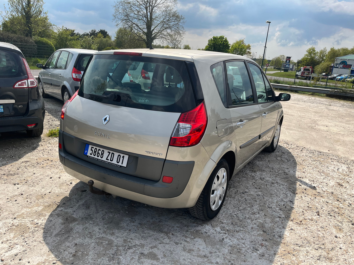 RENAULT Scenic 1.6i 16v 110ch 155073km