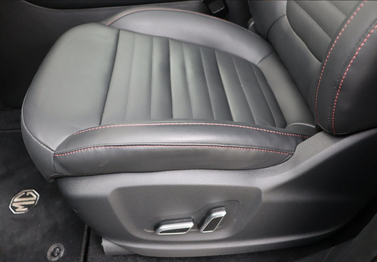MG EHS Luxury 1 5 TGDI 258 hp PHEV