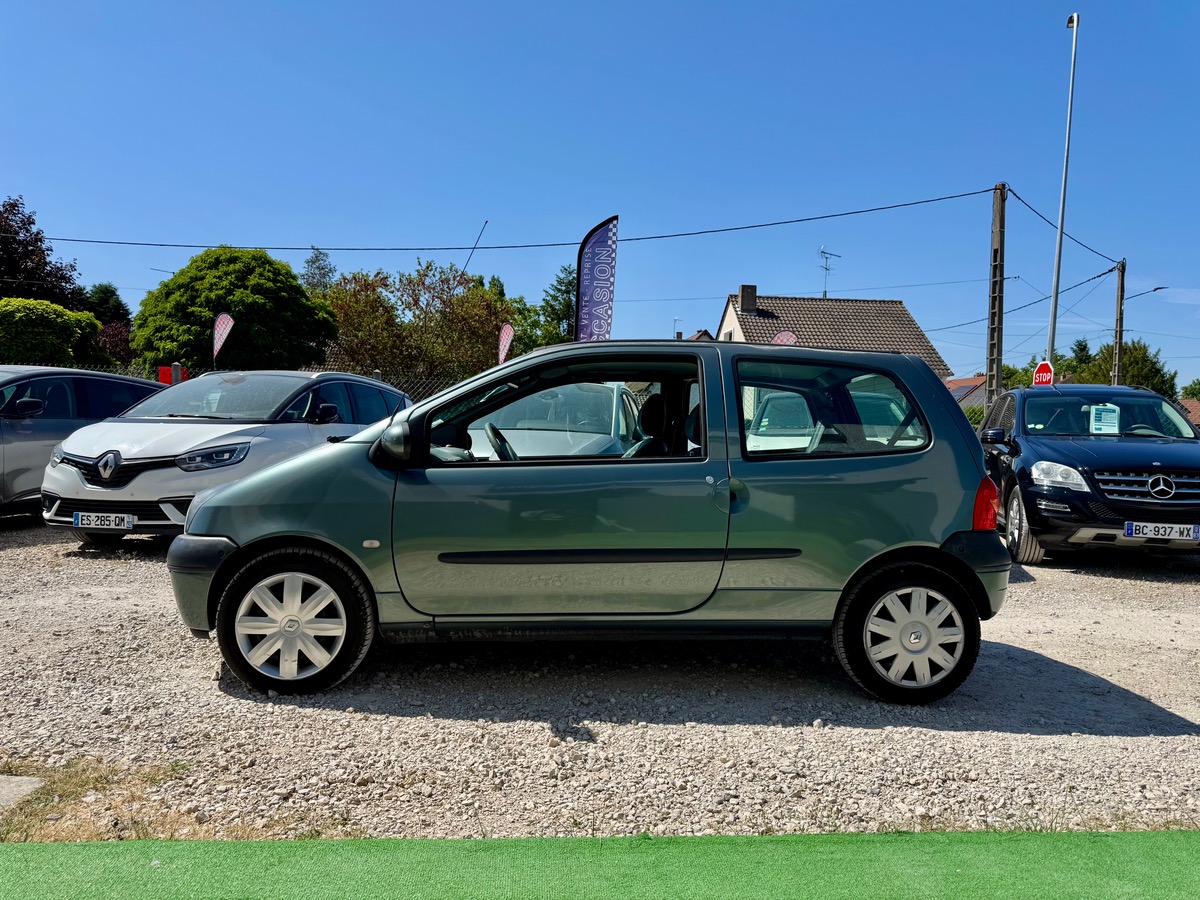 RENAULT Twingo 1.2 EMOTION 60 CV FAIBLE KILOMÉTRAGE SUIVI CONCESSION