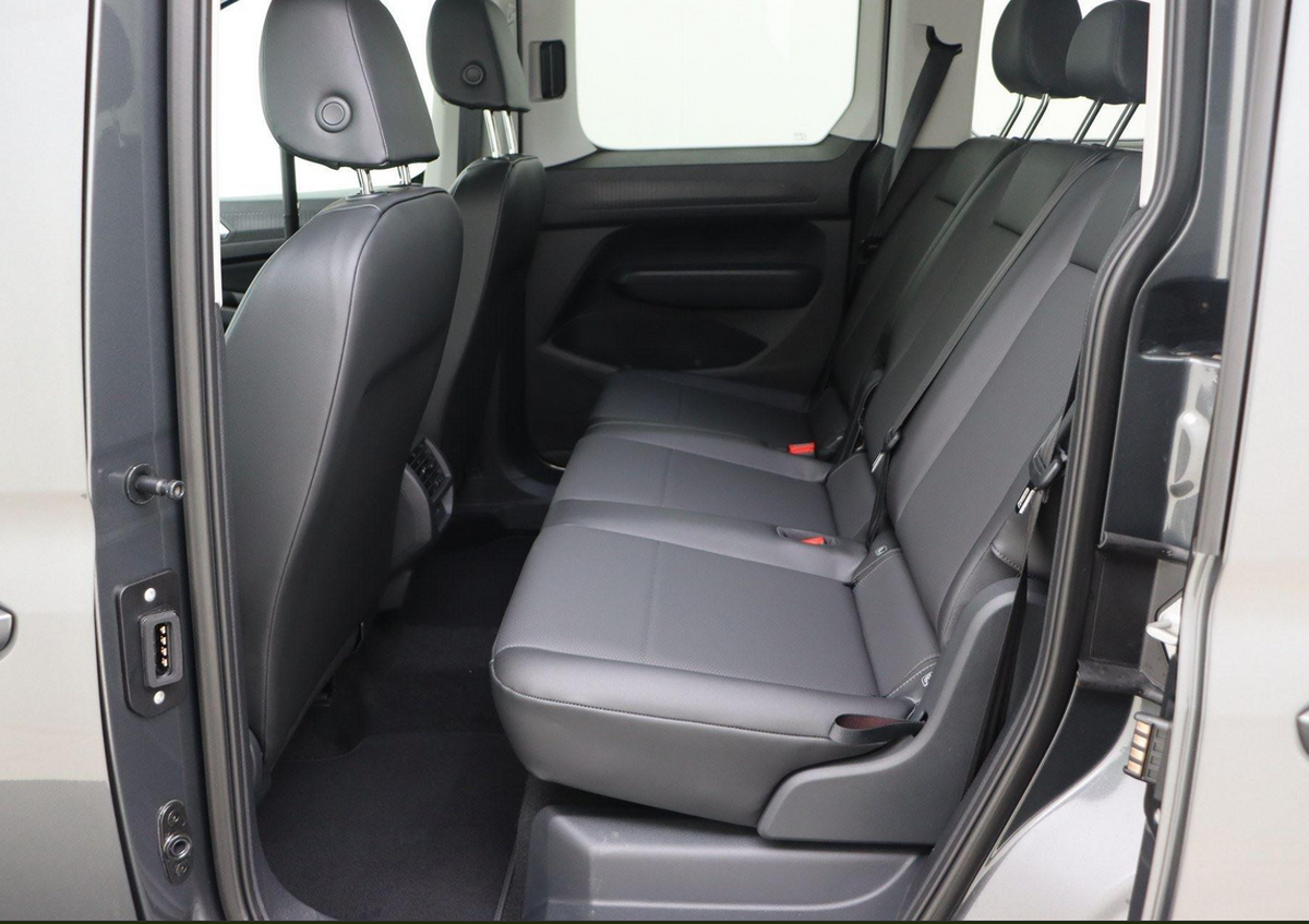 Volkswagen Caddy Life SWB 7pl 1.5 TSI 115 hp DSG7