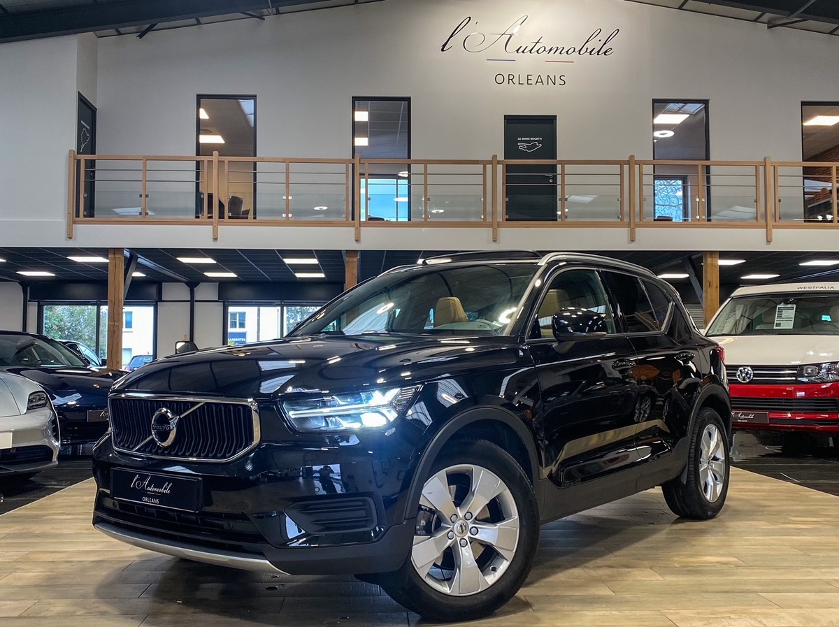 Volvo XC40 D4 AWD 190ch Momentum Geartronic 8