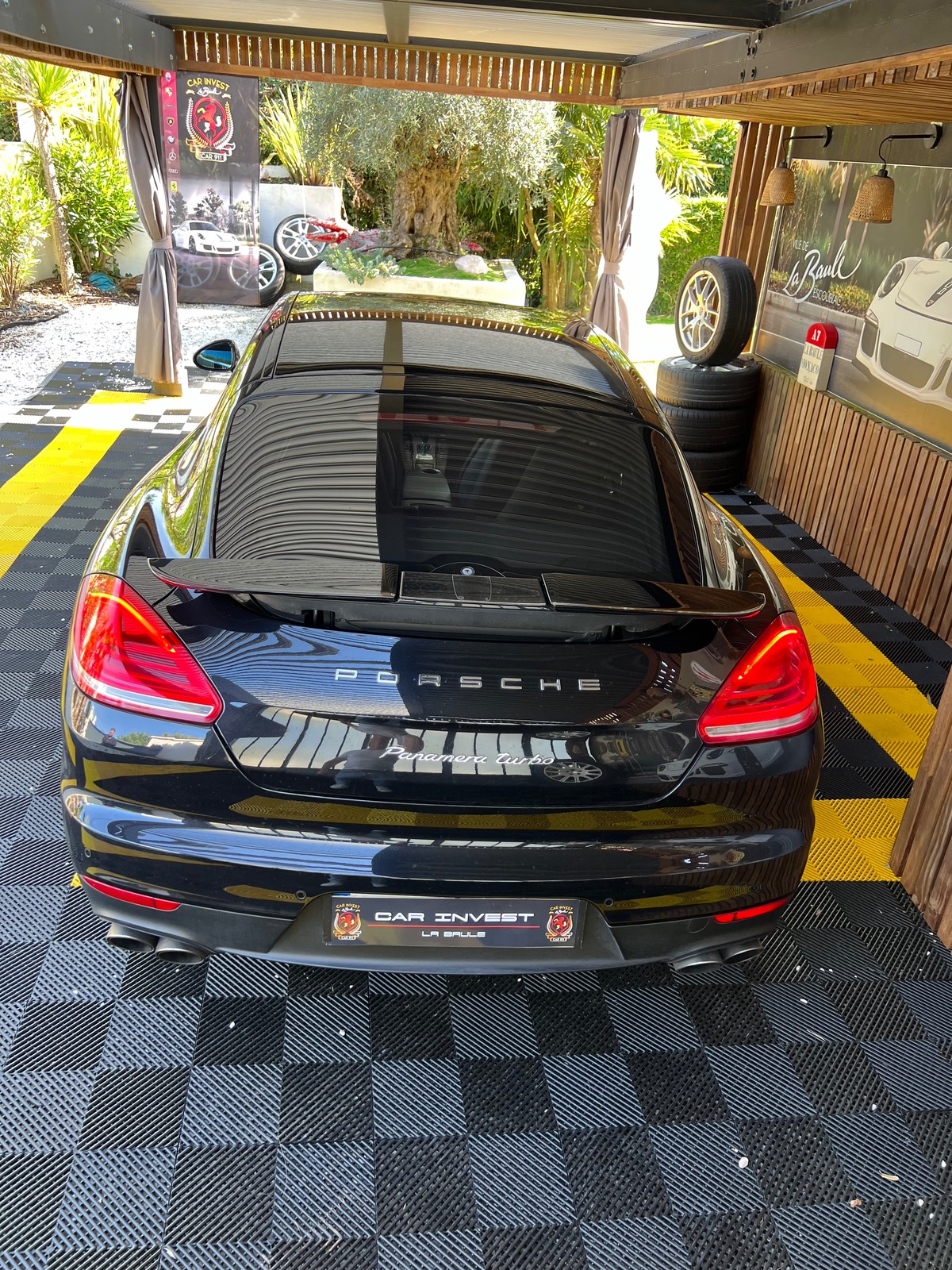 Porsche Panamera turbo 4 LIMOUSINE