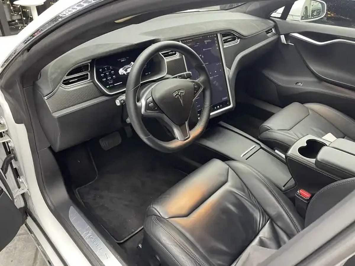 Tesla Model S 100D Dual Motor