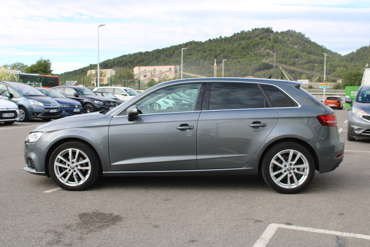 Audi A3 III (2) SPORTBACK 30 TDI 116 BUSINESS LINE