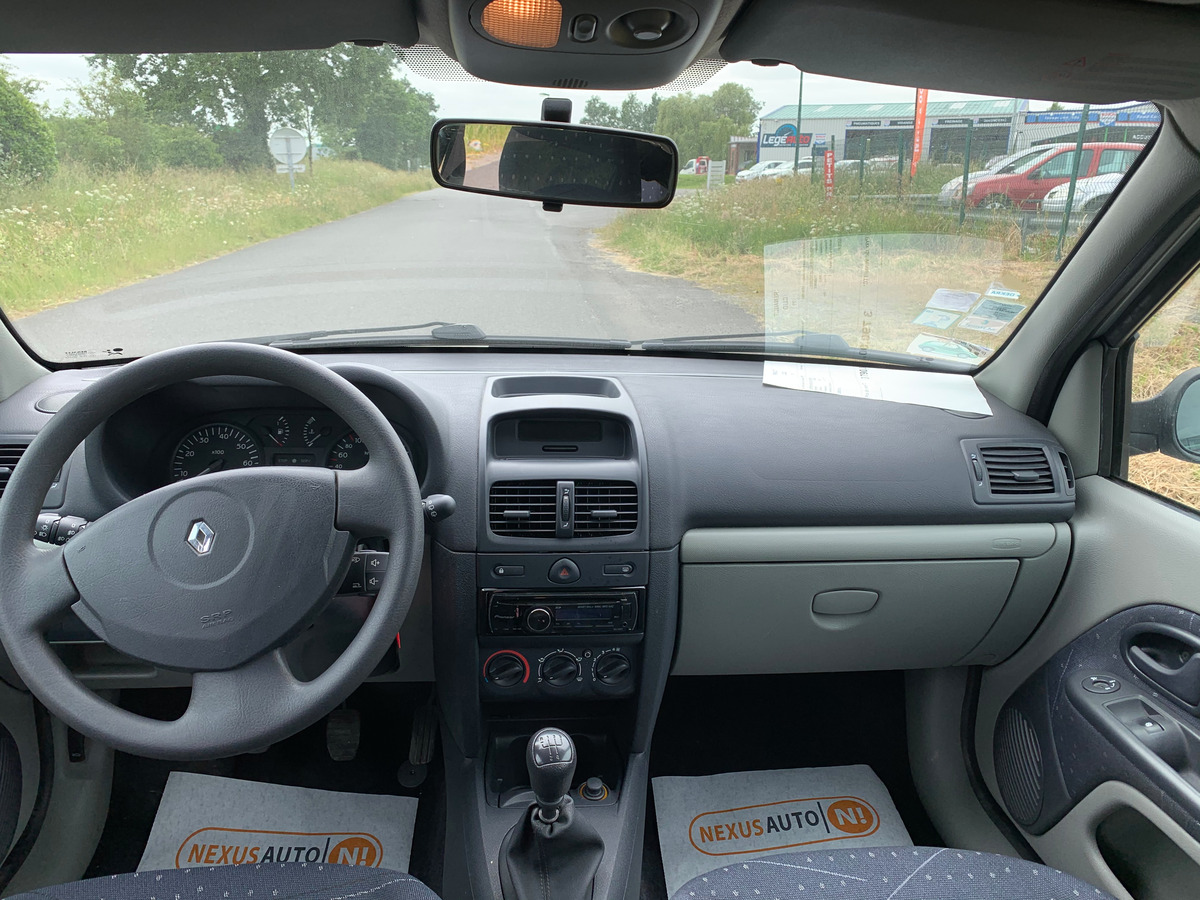 RENAULT Clio 1.2i 60774KM