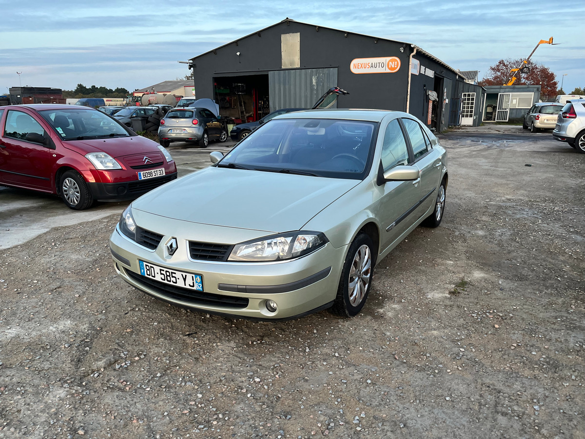 RENAULT Laguna 1.6 16v 131303KM