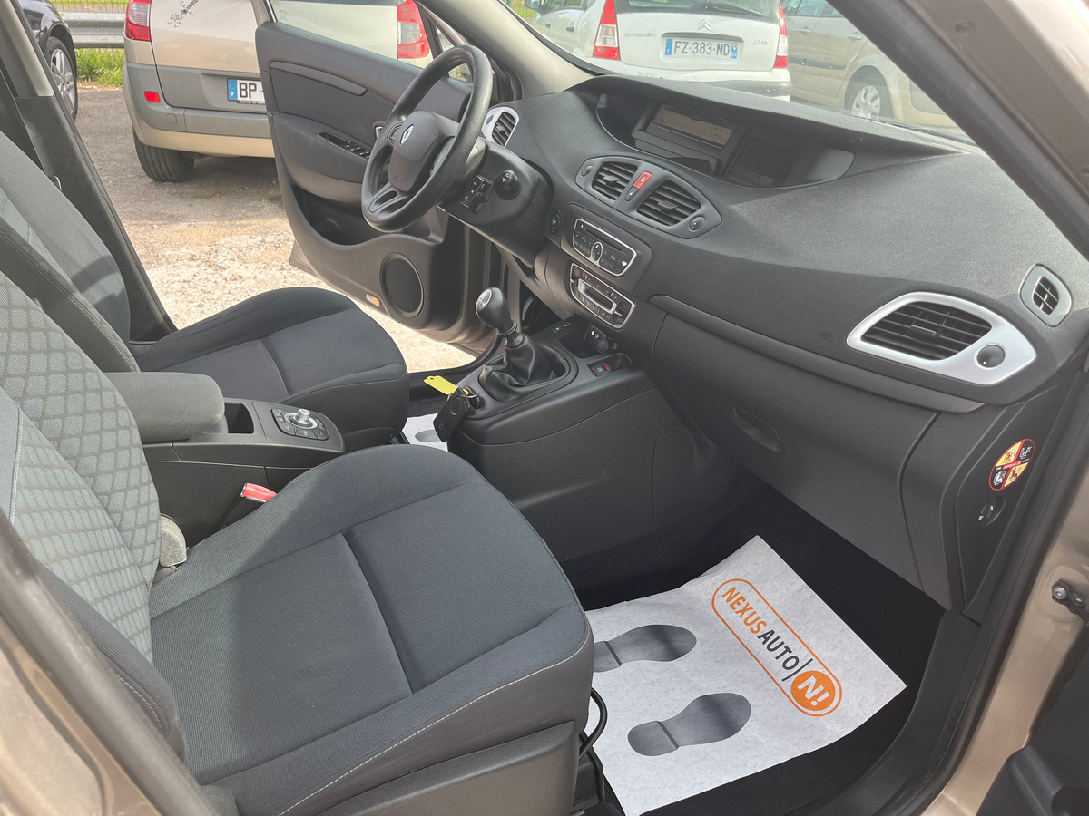 RENAULT Megane scenic 1.5 dci  110CH 171342KM