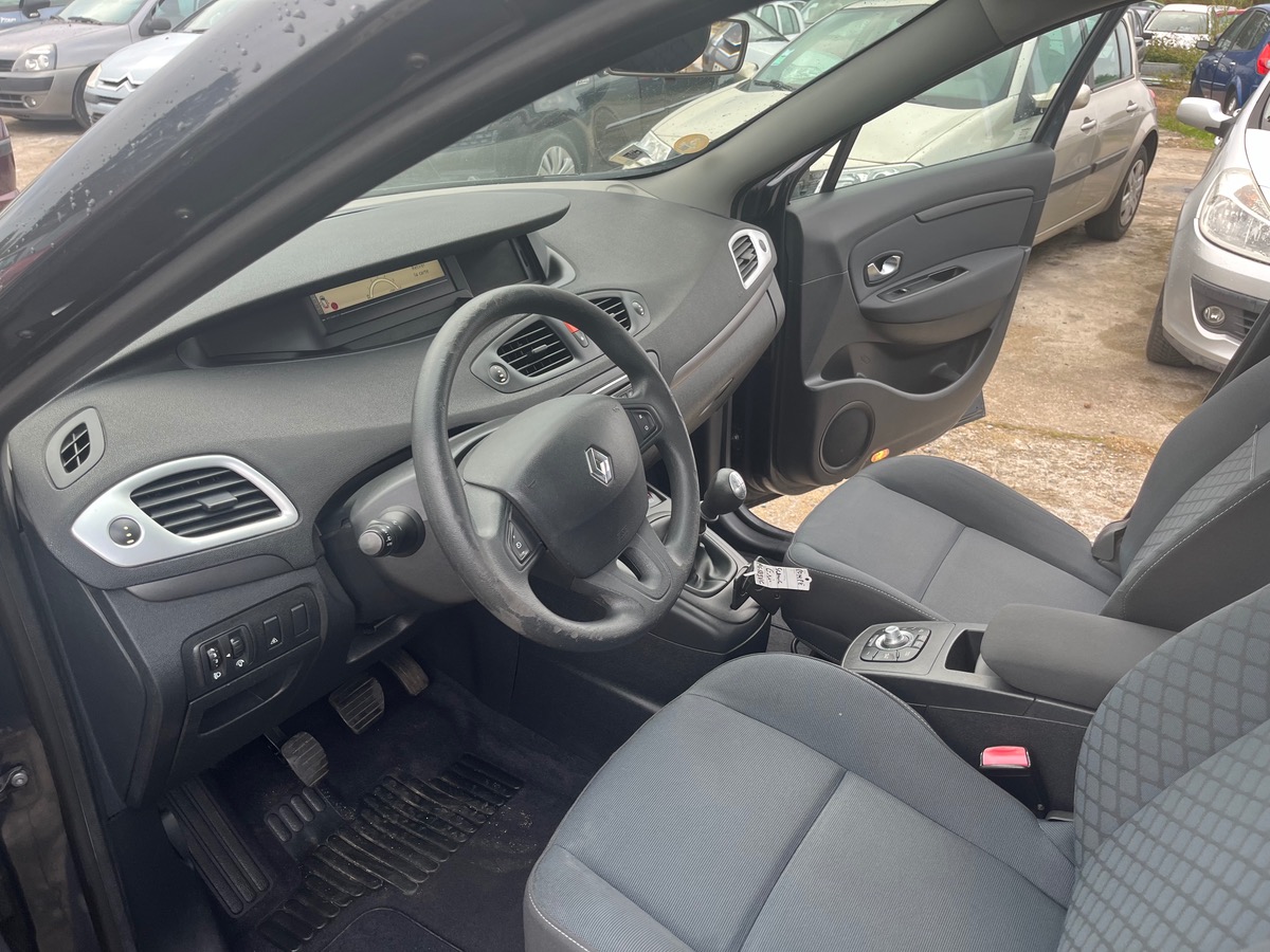 RENAULT Scenic 1.5 dci