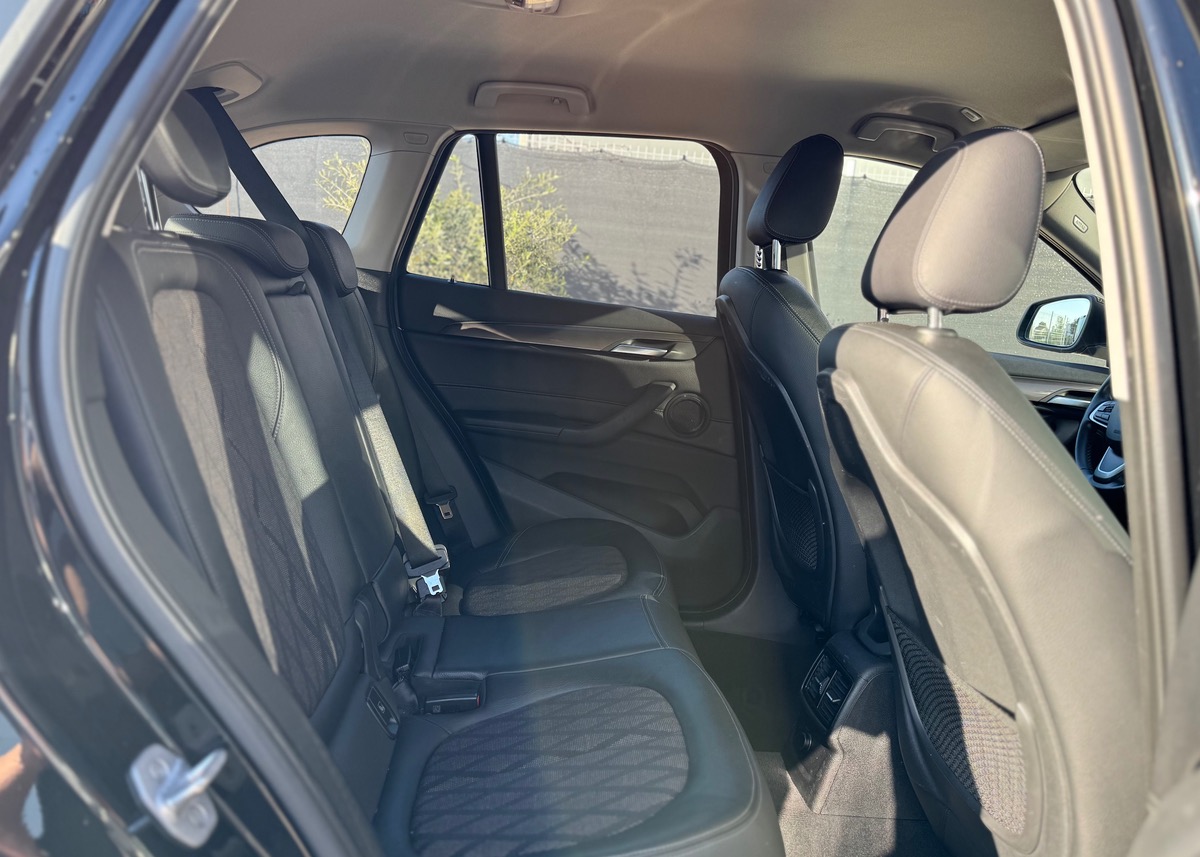 Bmw X1 (F48) SDRIVE 18I LOUNGE