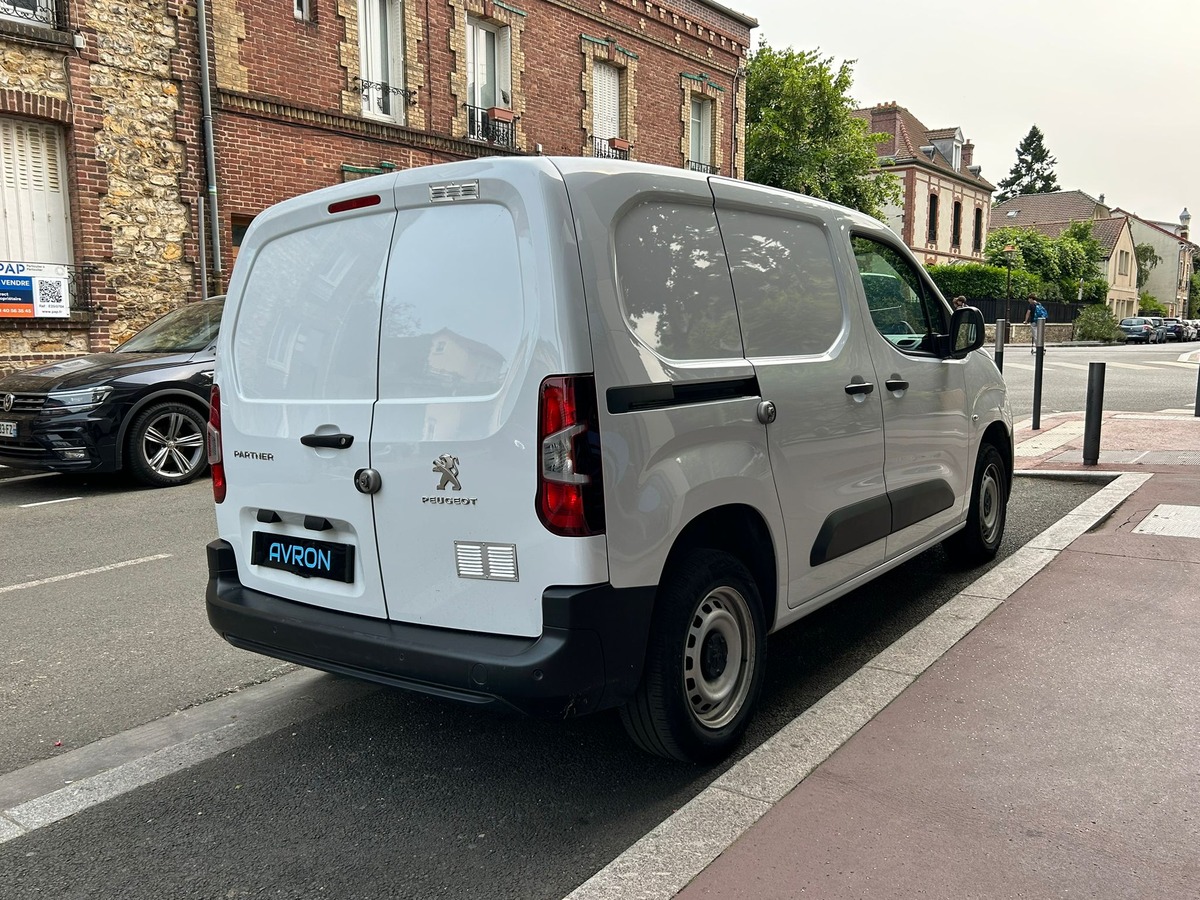 Peugeot Partner III (2) FOURGON 1.5 STANDARD 650 KG PREMIUM BVM6