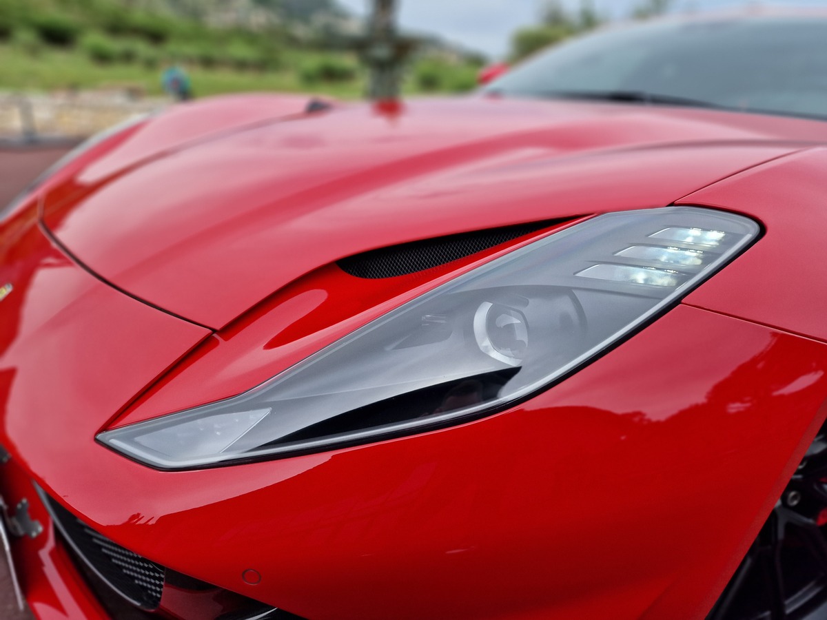 Ferrari 812 SUPERFAST 6.5 V12 NOVITEC 800 TVA C