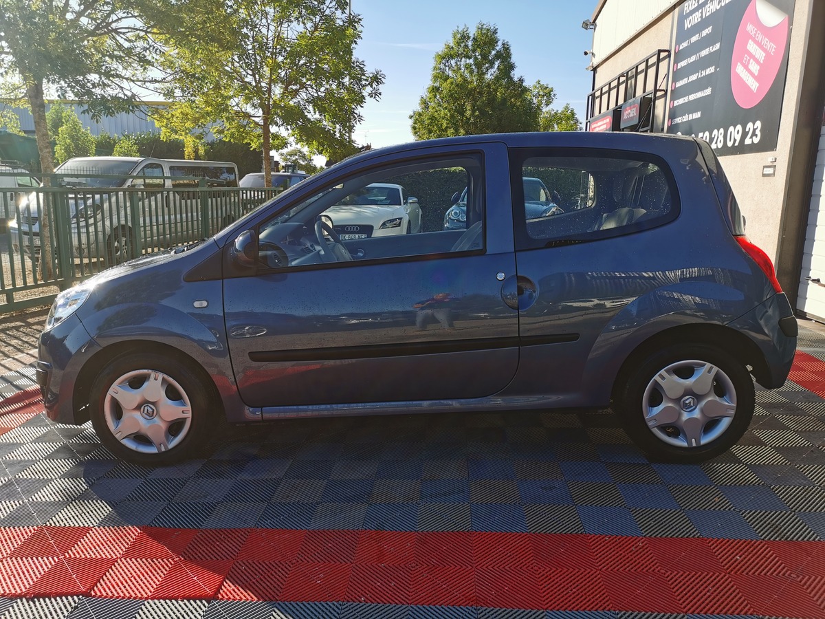 RENAULT Twingo 1.2 75 CLIM/DA/VITRES ELEC BVA