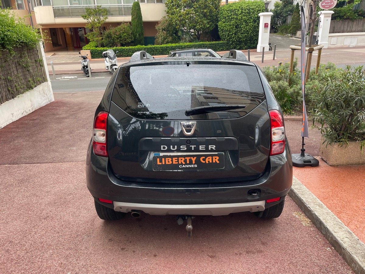 Dacia Duster 1.5 DCI 109 cv Boîte auto / Phase 2 / GPS / Attelage/ Courroie neuve