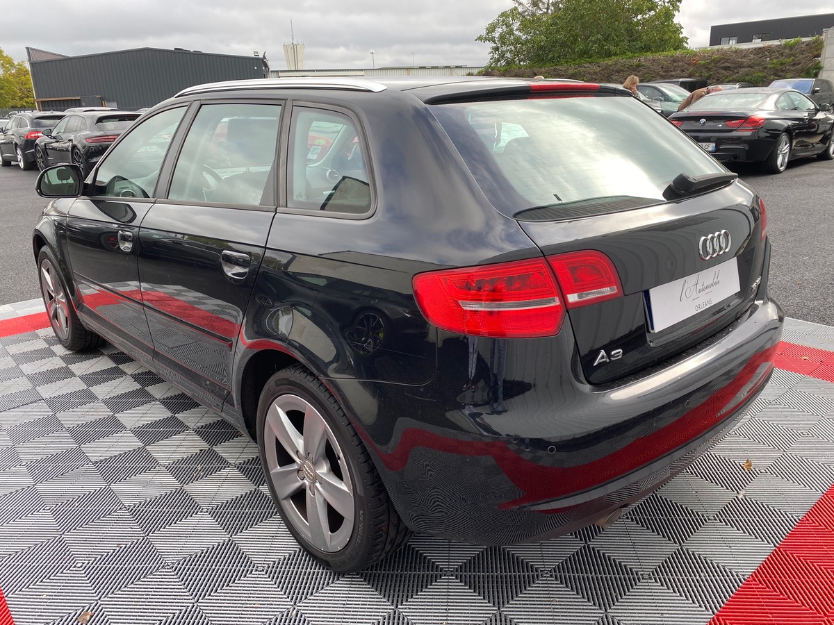 Audi A3 Sportback 1.6 tdi 105 AMBITION i