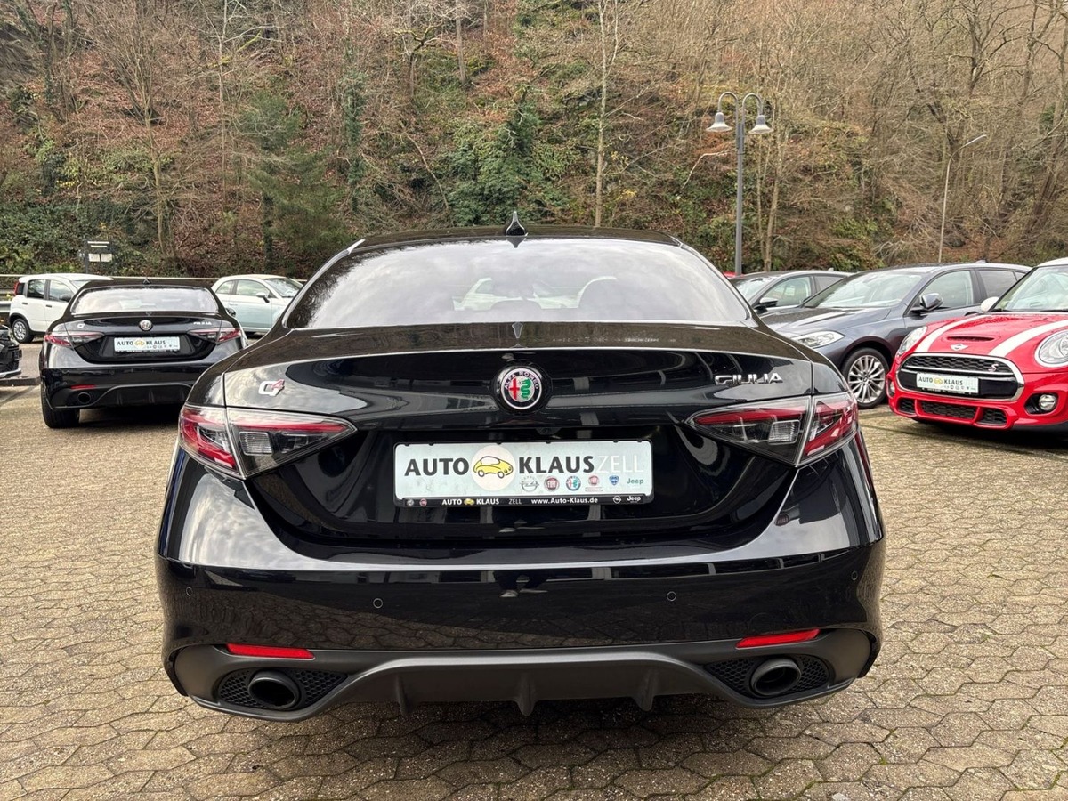 Alfa Romeo Giulia 2.0T 280ch Competizione Q4 AT8 Harman-Kardon Toit ouvrant