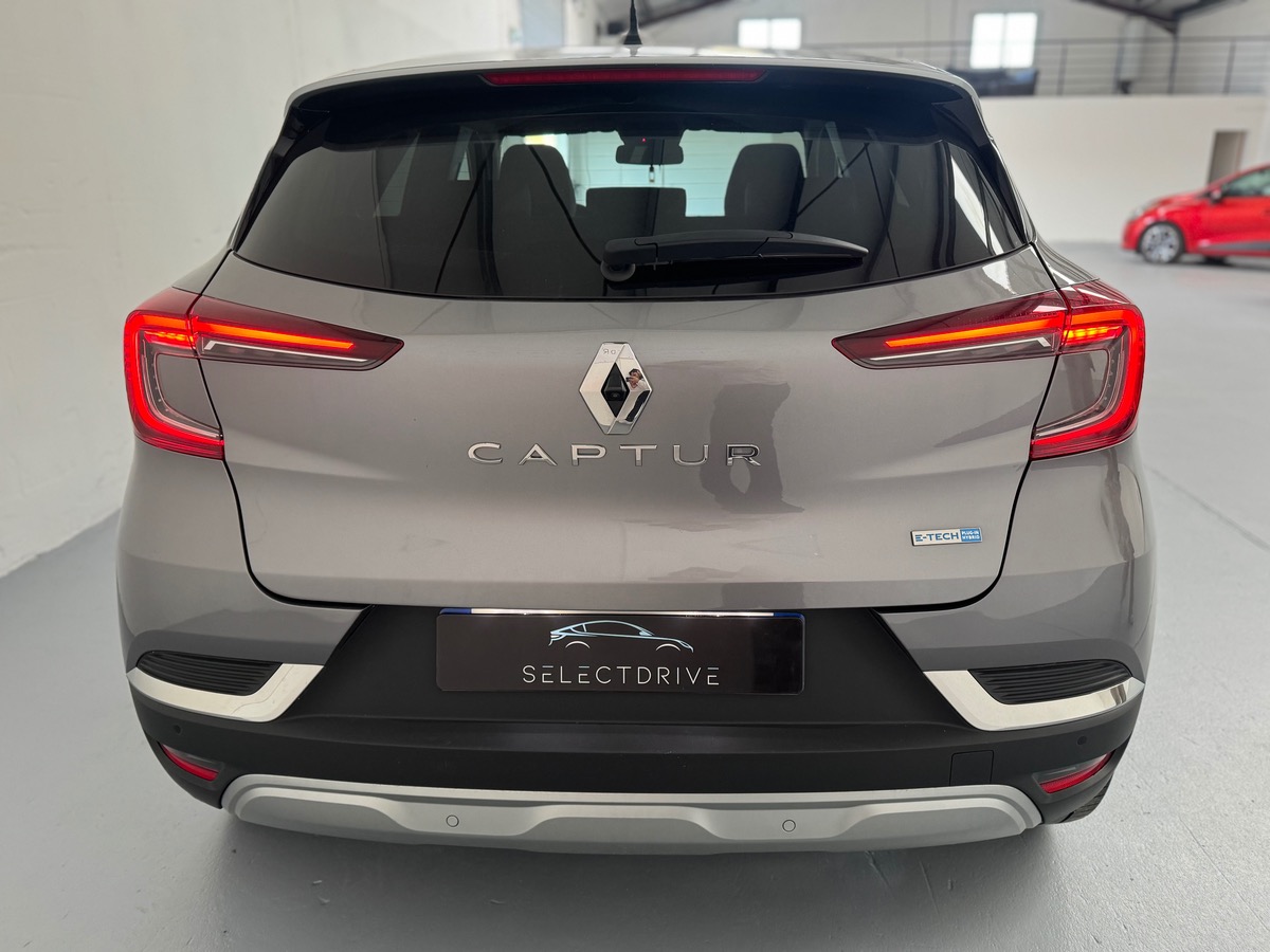 RENAULT Captur E-Tech Plug-in 160 - 21 Intens