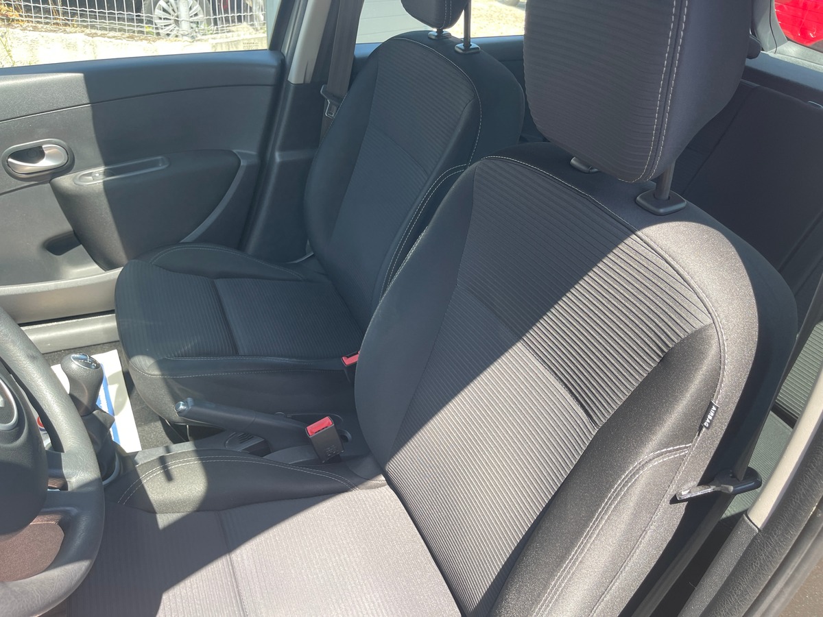 RENAULT Clio IV 1.2 EDITION