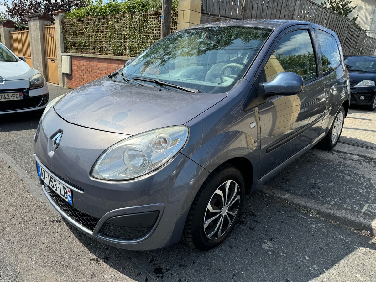 RENAULT Twingo 1.2i TOUT LE SUIVI D’ENTRETIEN KIT DE DISTRIB OK