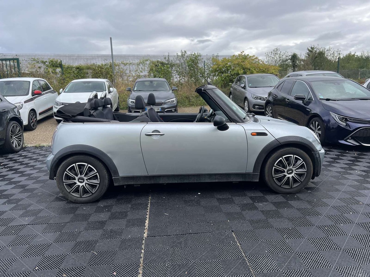 Mini Mini Cabriolet One 1.6 i 16V 90cv - ENTRETIEN A JOUR - AIDE STATIONNEMENT AV/AR - CABRIOLET