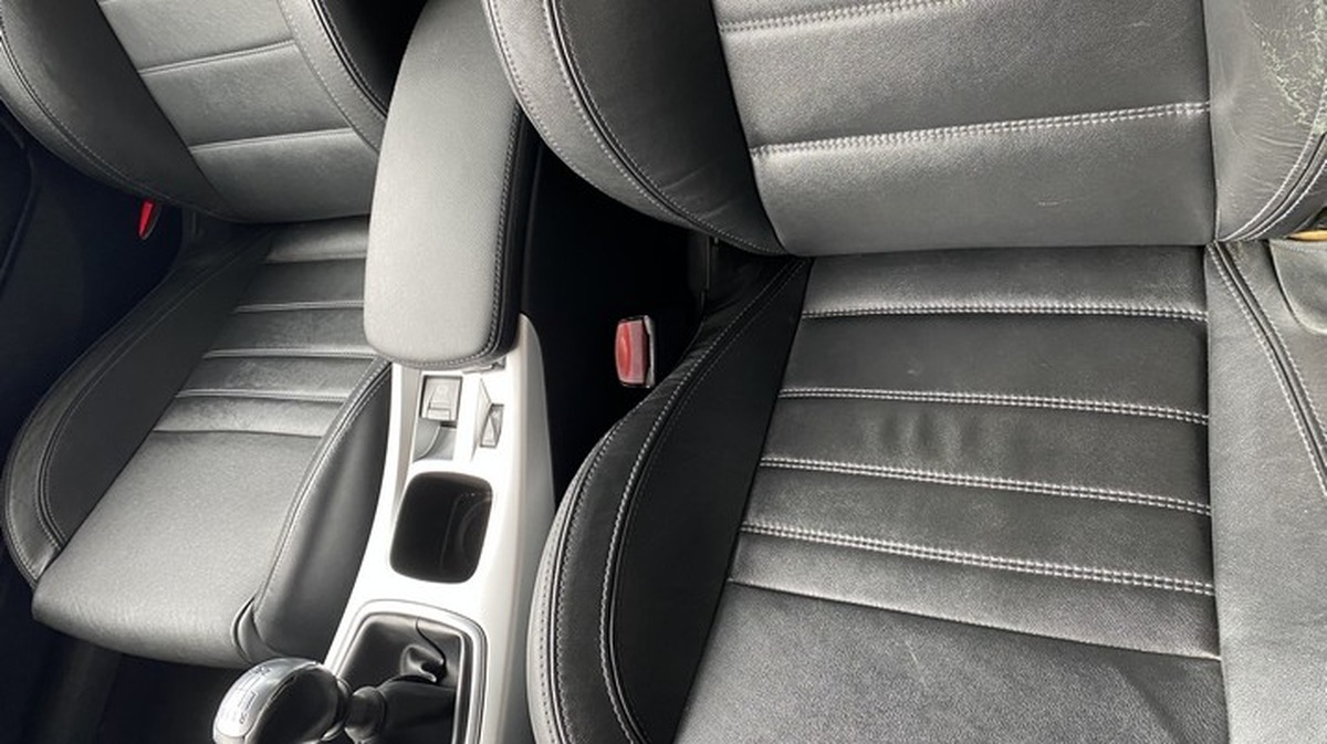 RENAULT Laguna COUPE 2.0 DCI 150CV BVM6 DYNAMIQUE