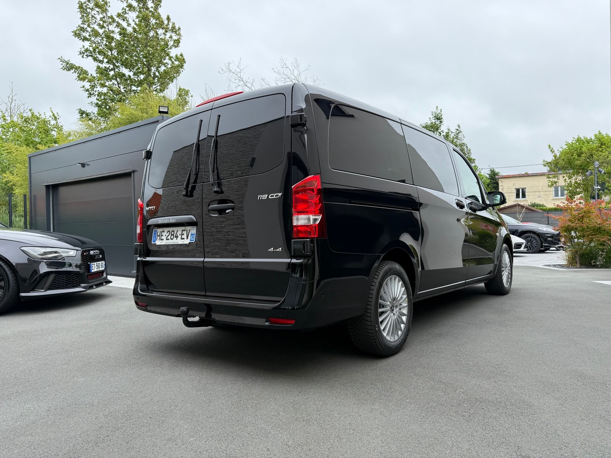Mercedes Benz VITO 119 CDI MIXTO LONG SELECT 5 PLACES 4X4 / TVA / 43 KMS