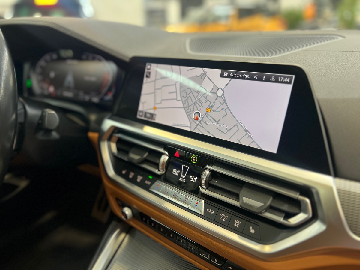 Bmw Série 4 Coupé (G22) M440I XDRIVE 374 BVA8 / Arctic Race Blue/Toit Pano