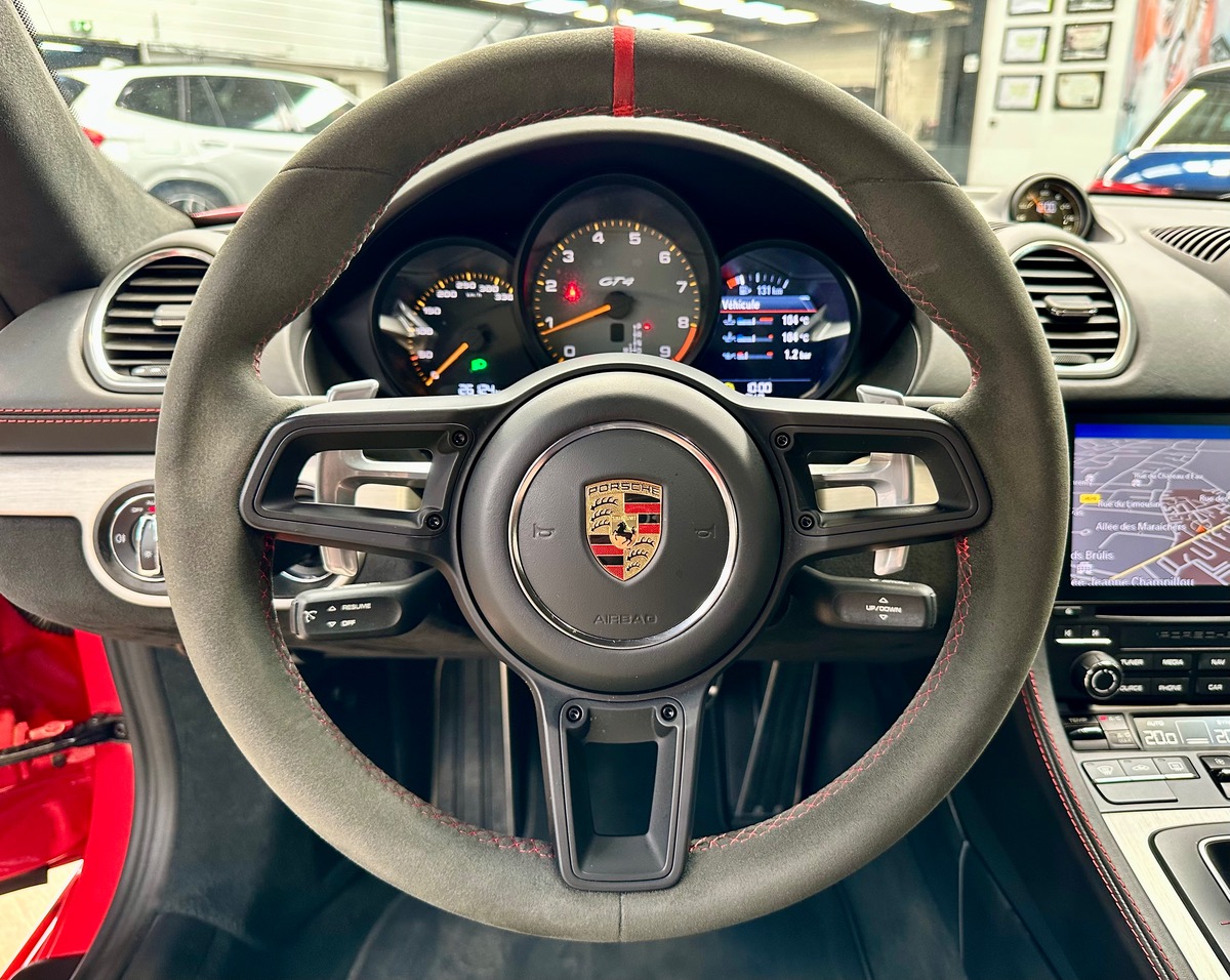 Porsche 718 Cayman GT4 4.0 420 PDK7
