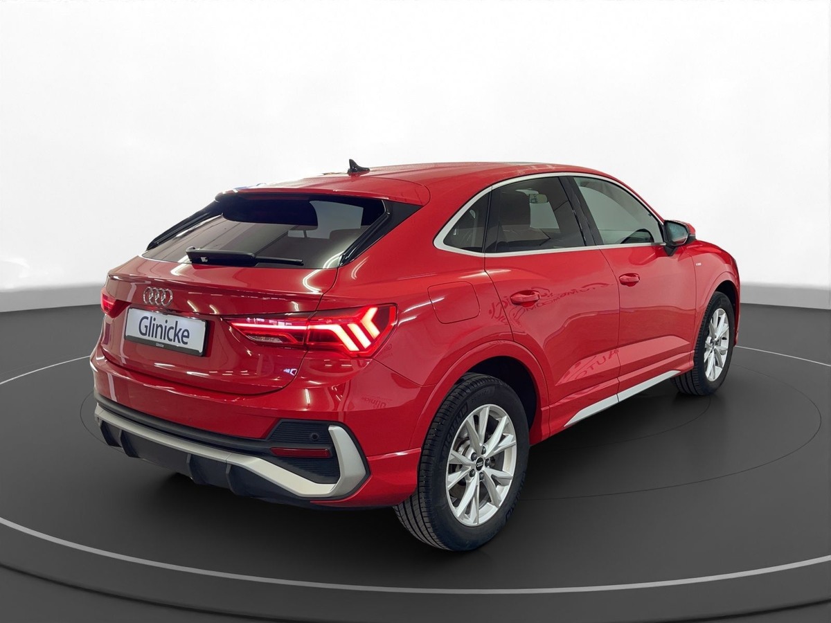 Audi Q3 Sportback II 45 TFSI e 245ch S line S tronic 6/Toit ouvrant/Attelage/Clé confort