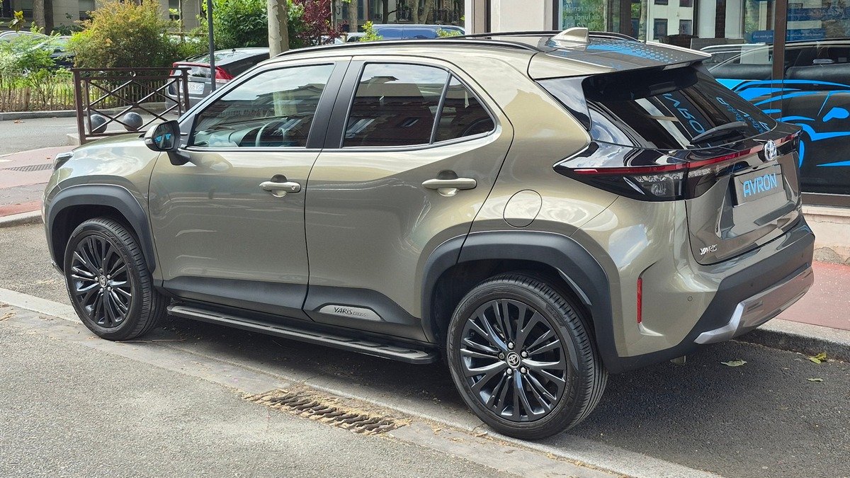 Toyota Yaris Cross 1.5 HYBRIDE 116H 2WD TRAIL (MARCHEPIEDS STANDARDISES)