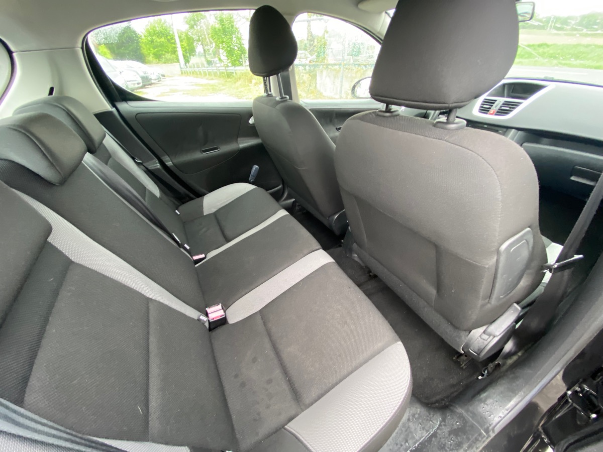 Peugeot 207 1.4 hdi 70cv 156000km urban