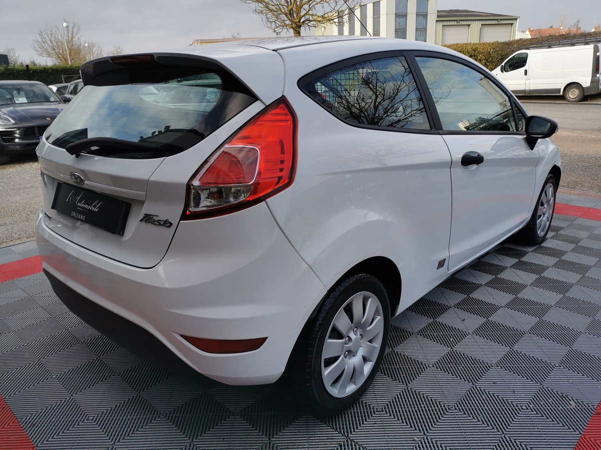 Ford Fiesta 1.4 tdci 75 société 1er main 2places