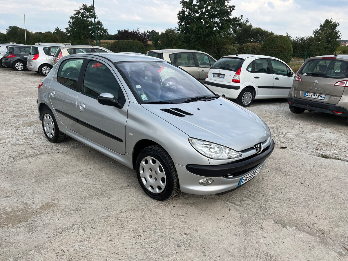 Peugeot 206 1.4i 16v 108422KM