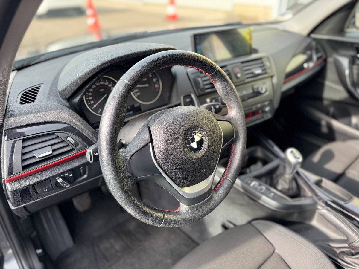 Bmw Série 1 114i 1.6 102 cv - APPLE CARPLAY - CLIMATISATION - REGULATEUR DE VITESSE