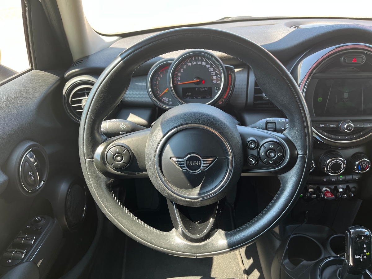 Mini Mini 136ch, BVA, SUIVI MINI, CARPLAY, RADAR AVANT ET ARRIERE, LIMITEUR, SIEGES CHAUFFANT