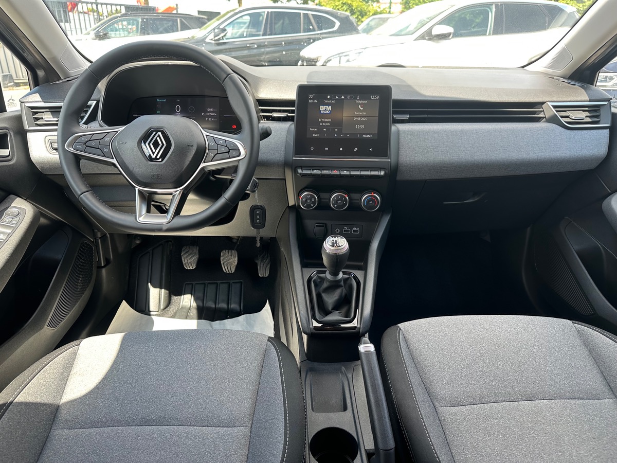RENAULT Clio V FACELIFT 1.0 TCE 90CH / PRIX HORS TAXE POUR L'EXPORT