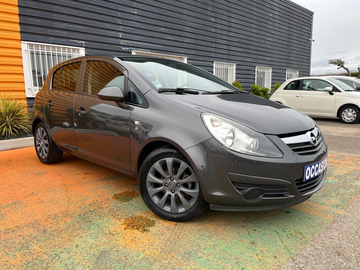 Opel Corsa D 5 portes 1.2 i Twinport 85 ch