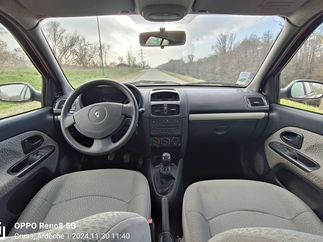 RENAULT Clio Phase 2 1.5 dCi 65cv