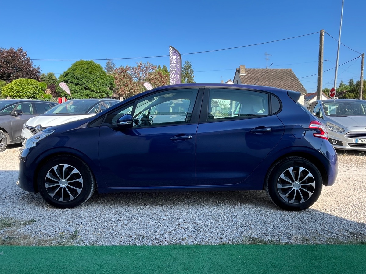 Peugeot 208 1.6 HDI 92 CV